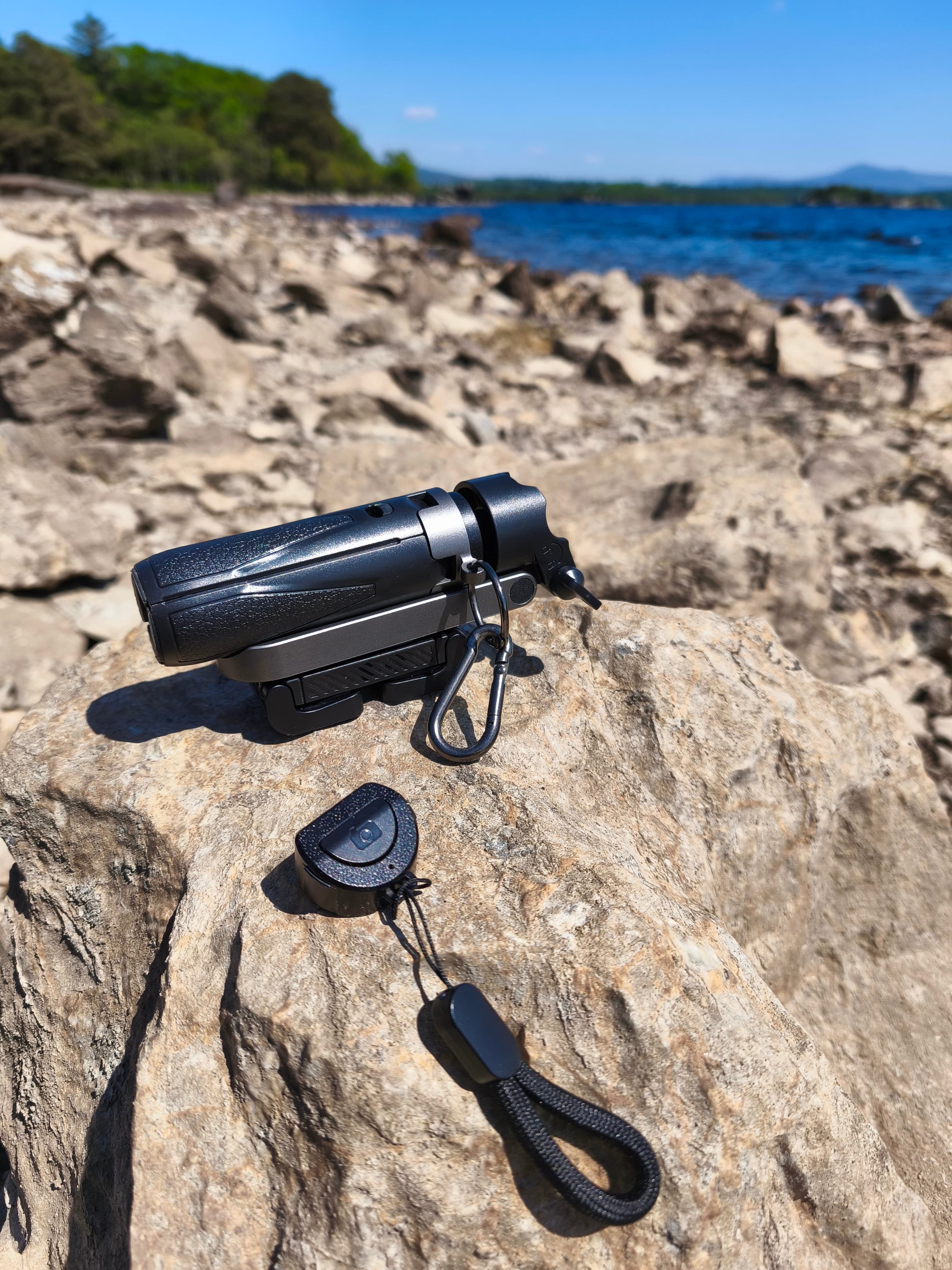 Mini Statyw do Perfekcyjnych Selfie z Bluetooth: Sekret Perfekcyjnych Ujęć, Gdziekolwiek Jesteś!

 🤳